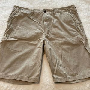 Eddie Bauer Mens Khaki Shorts
